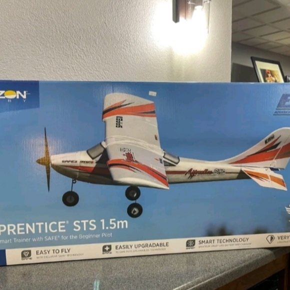 E-Flite R/C AirPlane
